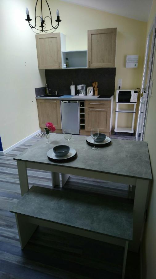 Cottage La Dune Avec Piscine Les Cigales Du Bassin A Гужан-Местрас Екстериор снимка
